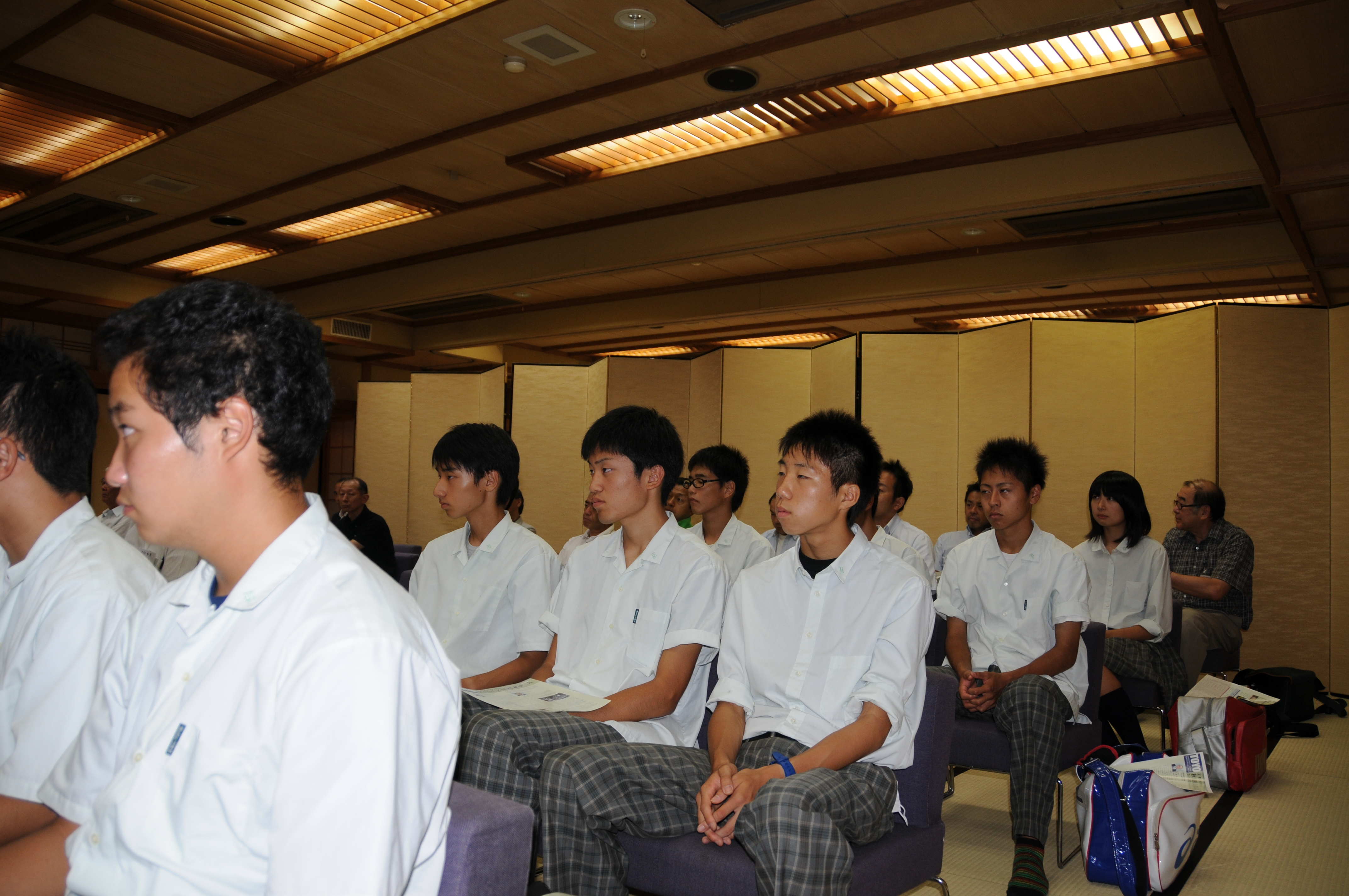 http://www.alumni-toyo.jp/branch/akita/DSC_8871.JPG