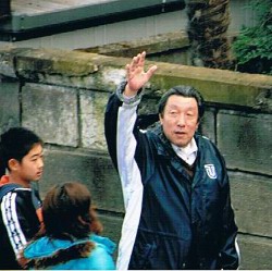 長島理事長入生田.jpg