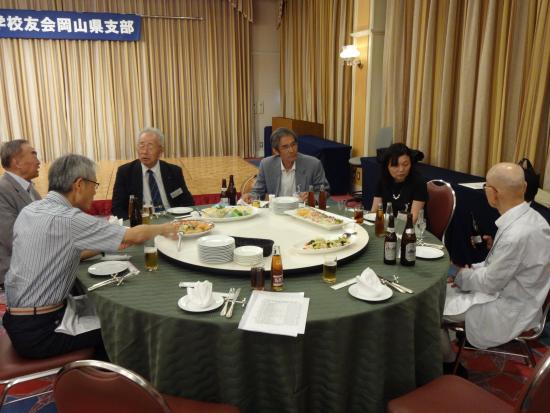 総会会食1.JPG