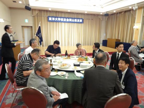 総会会食2.JPG