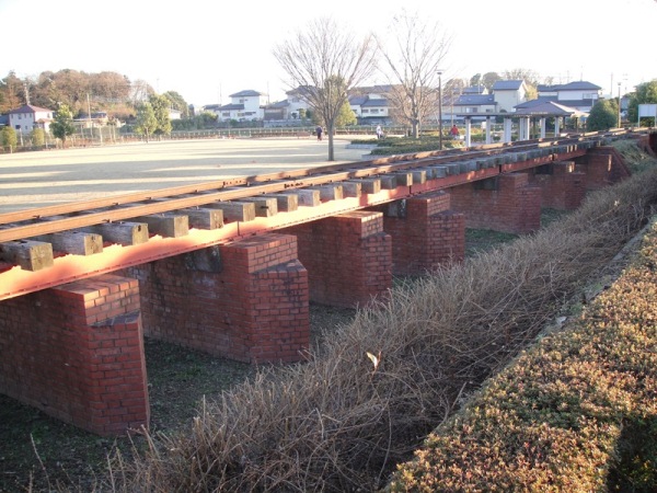10／fukukawa rail bridge 2.jpg