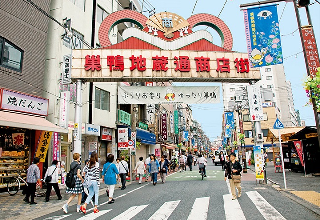 巣鴨地蔵通り商店街１_650.jpg